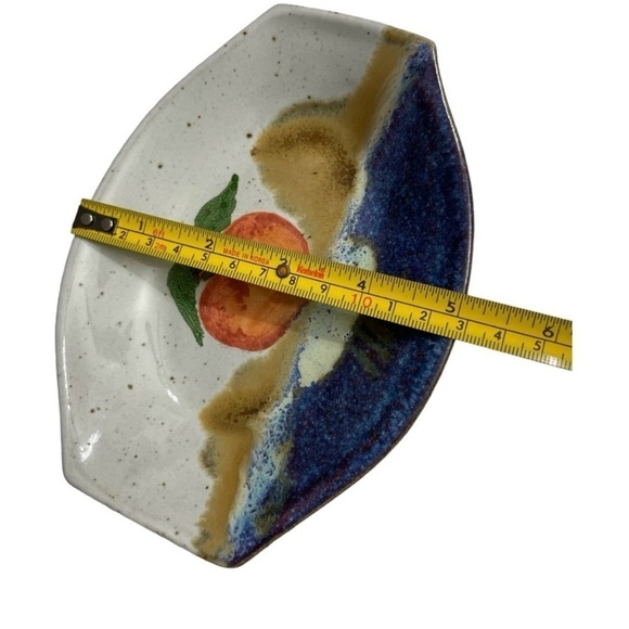 Studio Art by Chappell. Small handmade pottery Plate with Peach Design - Picture 8 of 11